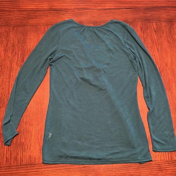 Beautiful Teal Blouse. Size M - Picture 5 of 12